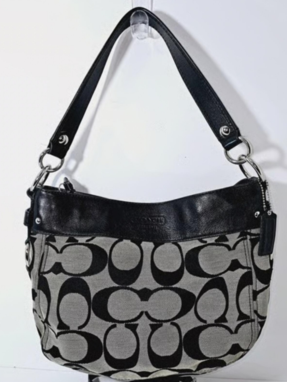 Coach Signature Zoe Shoulder Bag